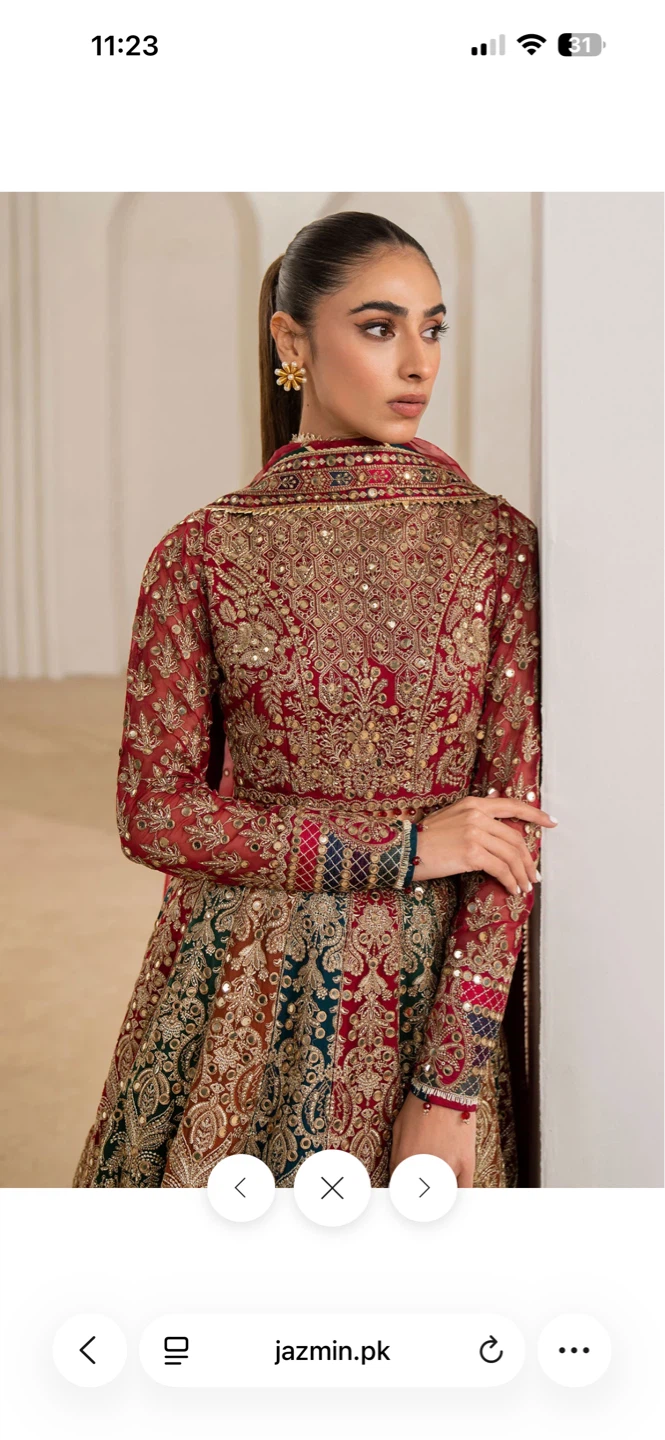 Jazmin Embroidered Lehenga Choli Set - photo 4