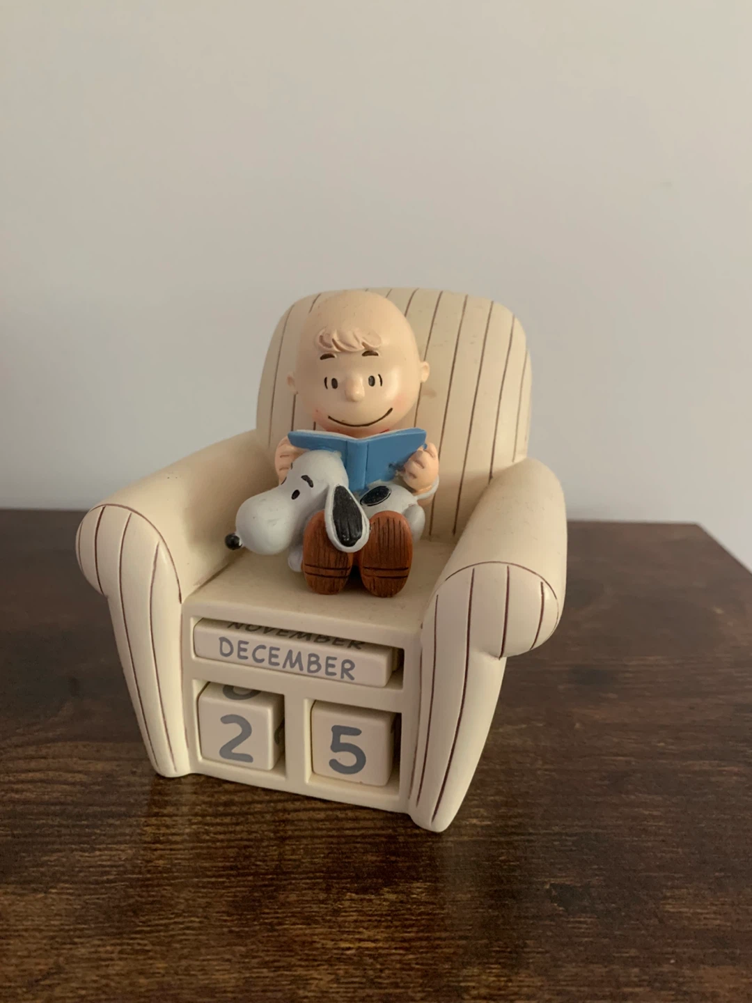Hallmark Peanuts Snoopy & Charlie Brown Perpetual Calendar