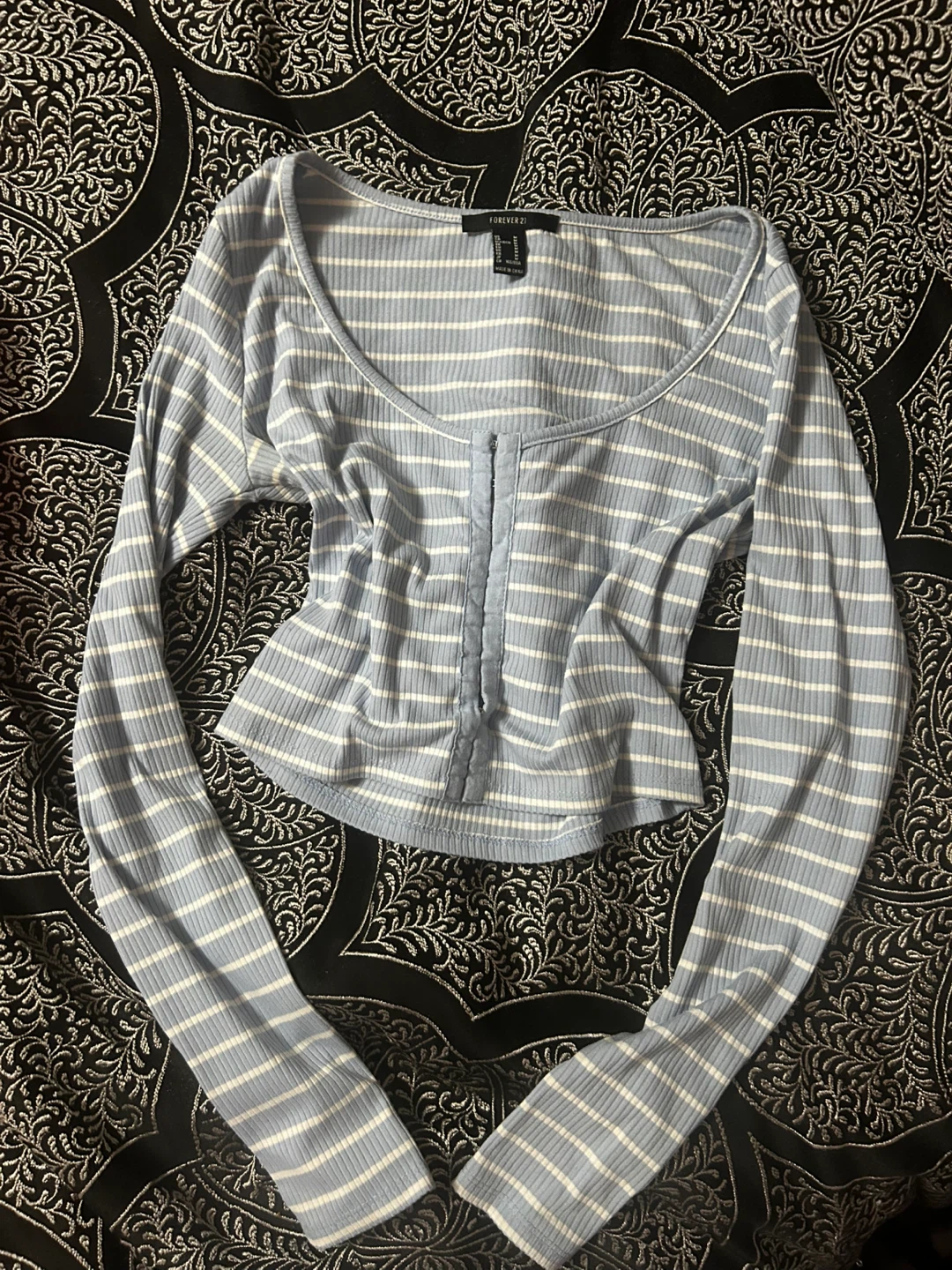Forever 21 Top -Size M