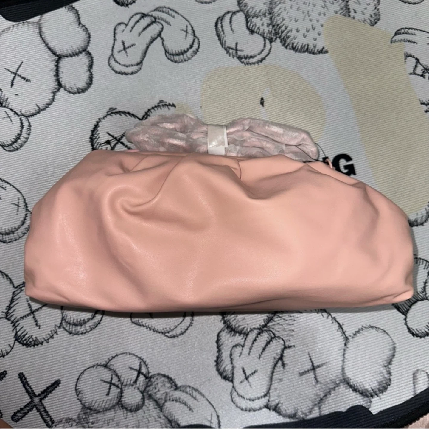 BADGLEY MISCHKA MSRP $129 Blush Pink Wrapped Frame Clutch - photo 4