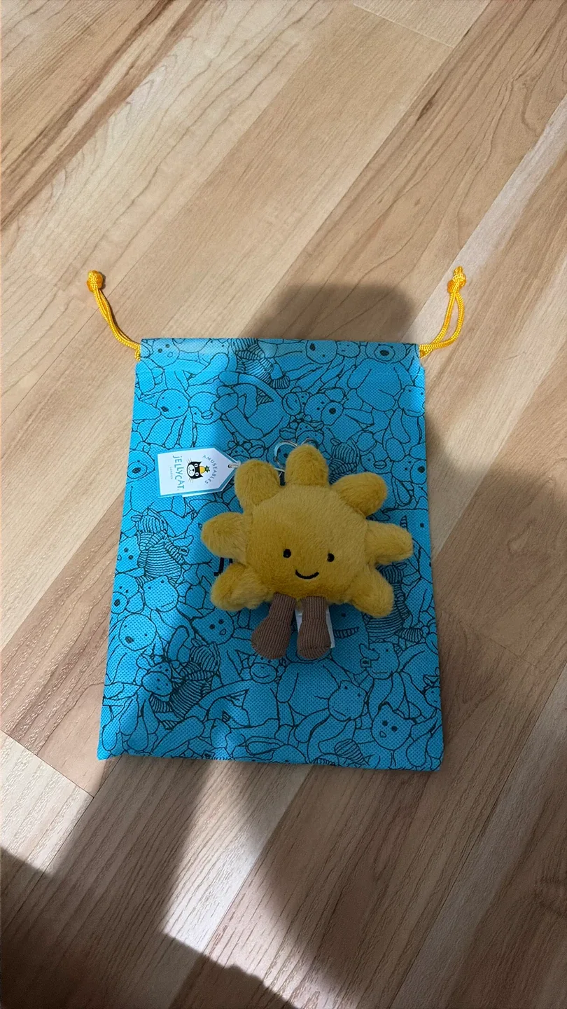 Jellycat Amuseables Sun Bag Charm