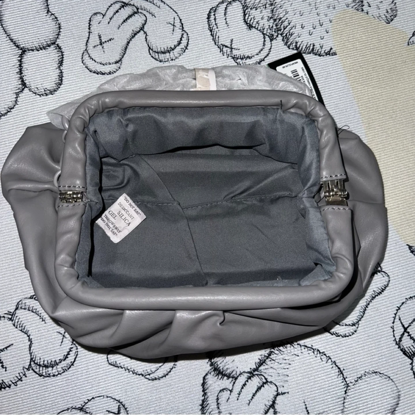 BADGLEY MISCHKA MSRP $129 Grey Frame Clutch - photo 5