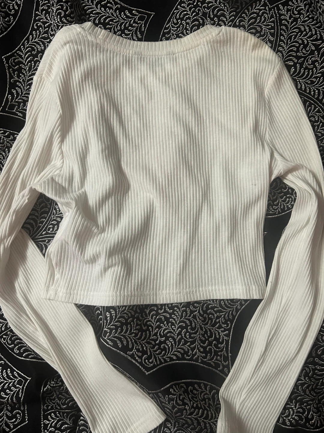 Long Sleeve Crop Top - photo 2