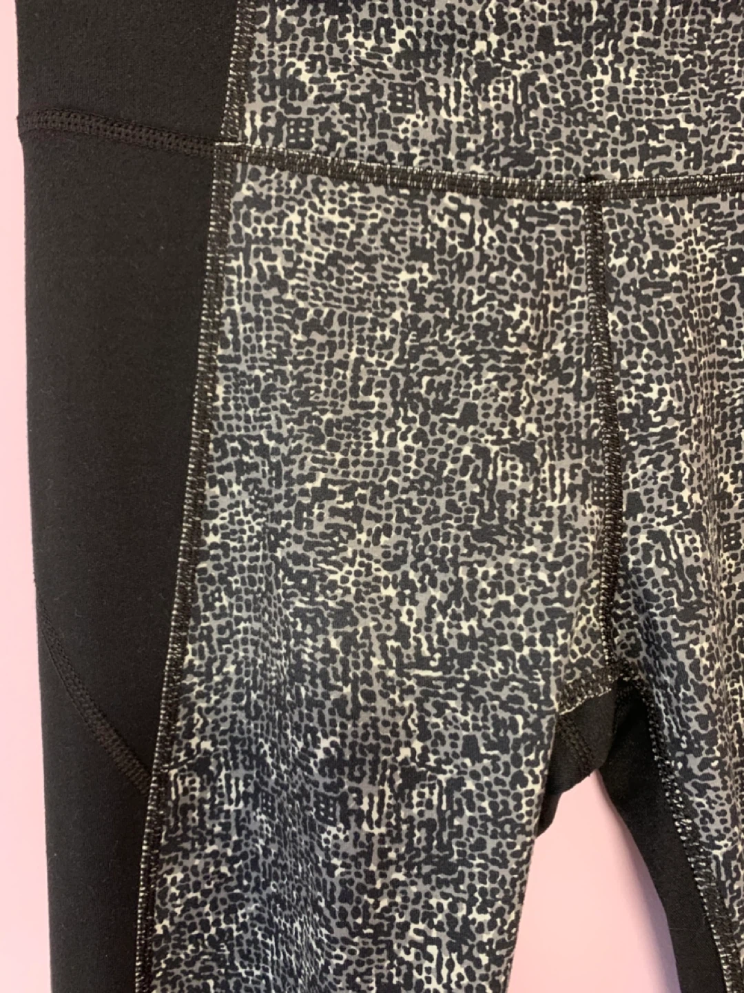Undearmour Athletic Leggings - photo 2