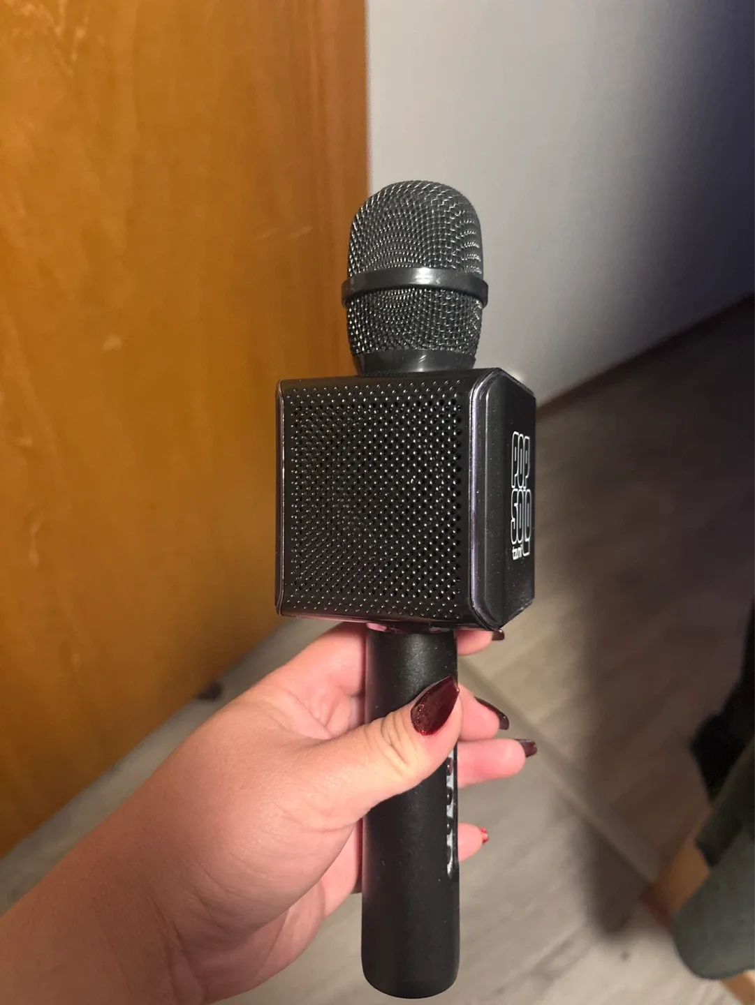 Pop Solo TZUMI Karaoke Microphone Speaker - photo 2
