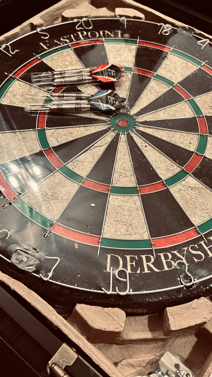 EastPoint Sports Derbyshire Dartboard and Cabinet Set - photo 2