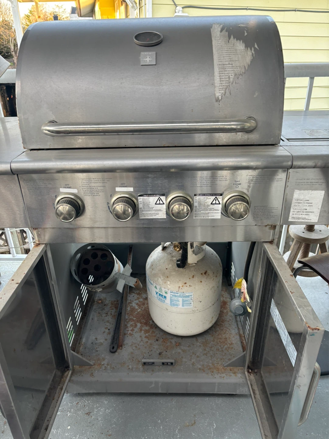 Tera Gear Gas Grill with Side Burner - photo 2