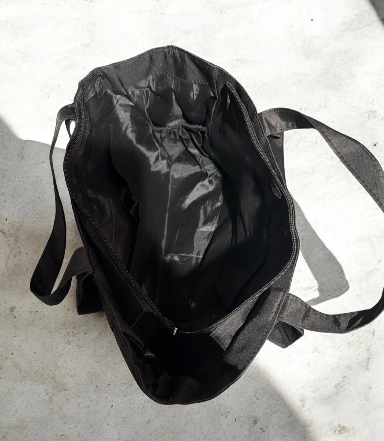 Black Tote Bag - photo 2