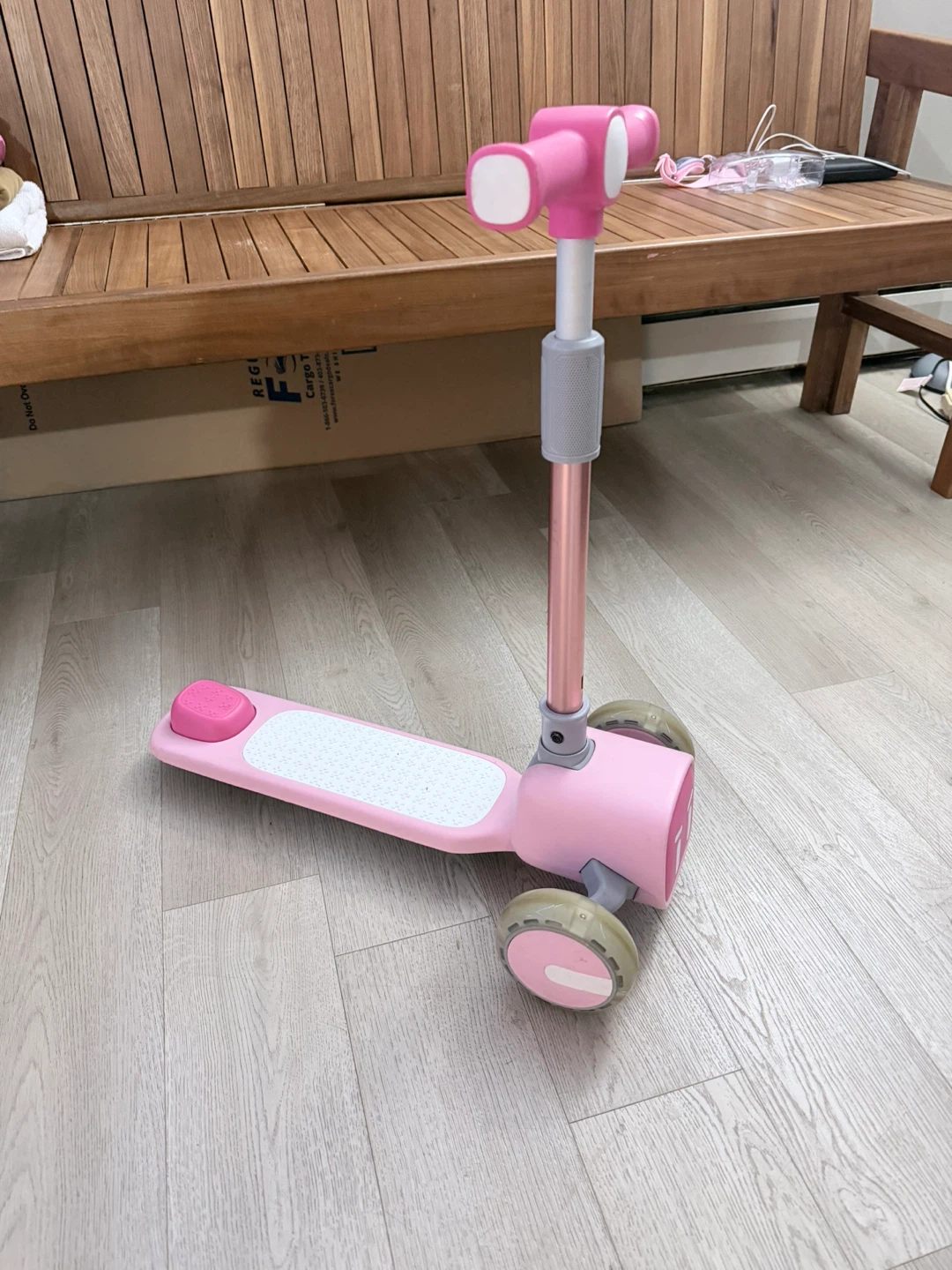 Pink 3-Wheel Scooter for Kids - photo 2