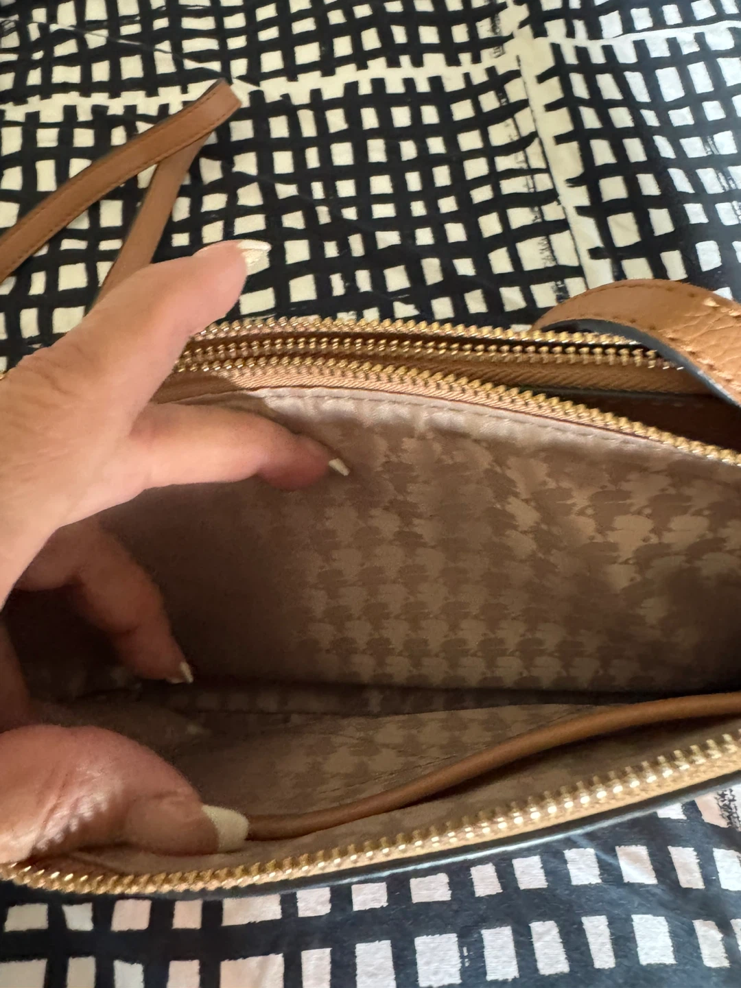 Karl Lagerfeld Paris Brown Leather Crossbody Bag - photo 4