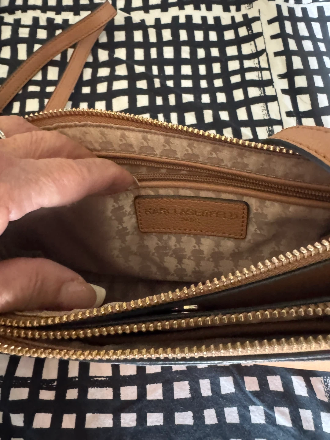 Karl Lagerfeld Paris Brown Leather Crossbody Bag - photo 3