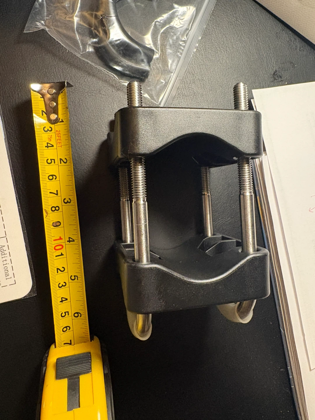 Umbrella Clamp Holder for Balcony Railing - photo 2