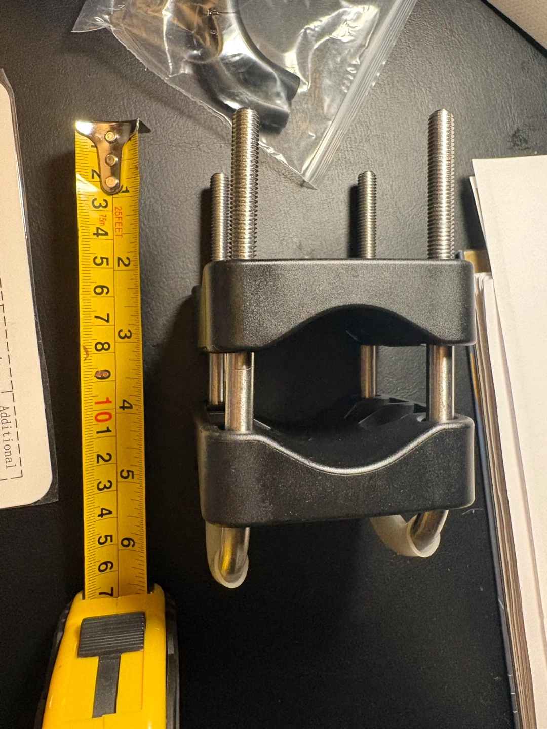Umbrella Clamp Holder for Balcony Railing - photo 3