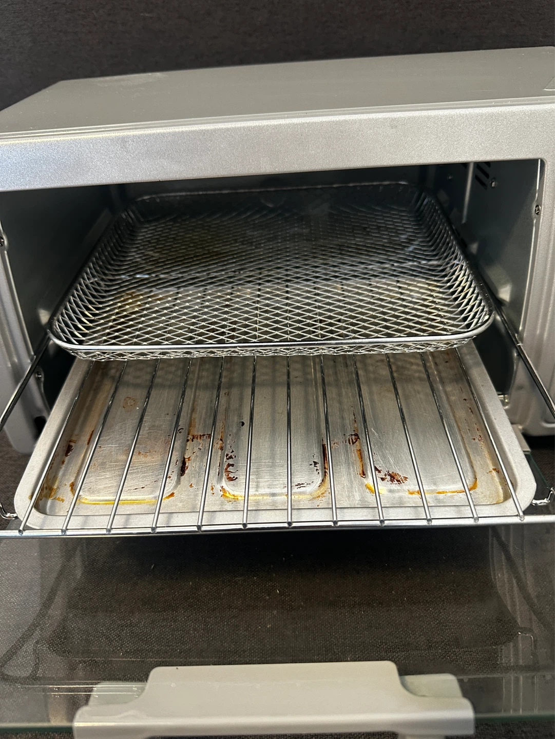 Black+Decker air fryer Toaster Oven - photo 3