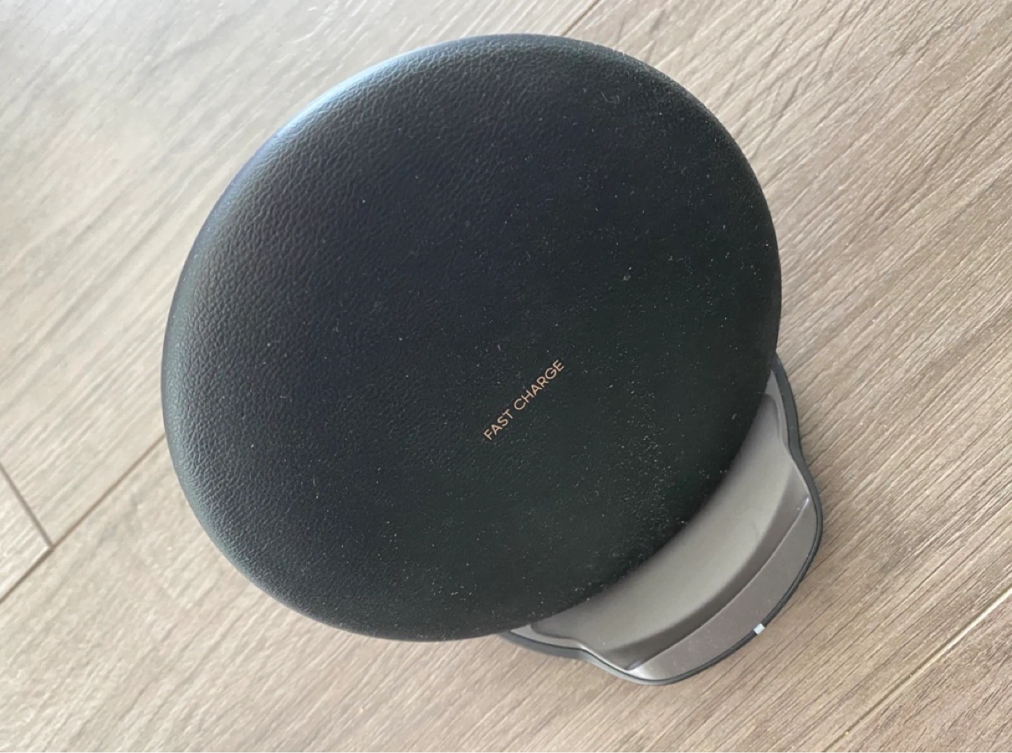 Samsung Fast Charge Wireless Charging Pad - photo 3