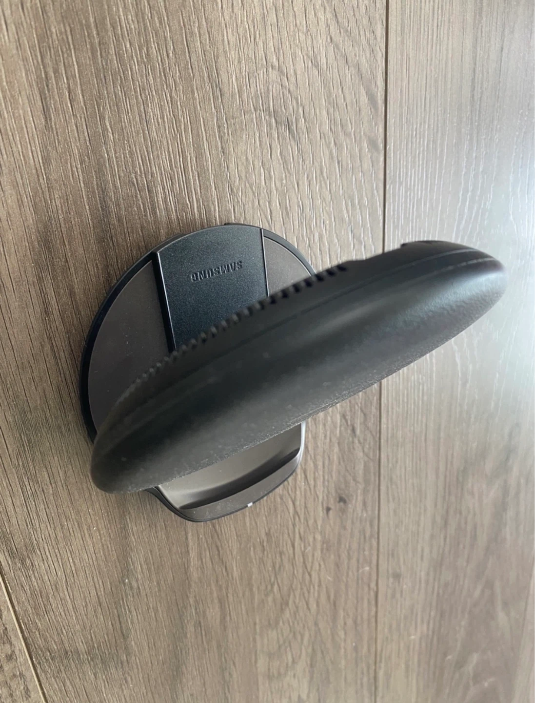 Samsung Fast Charge Wireless Charging Pad - photo 4