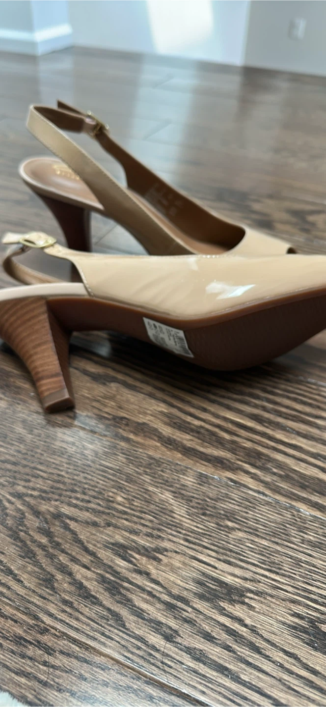 Clarks Women's Beige Slingback Heels - Size 9 - photo 3