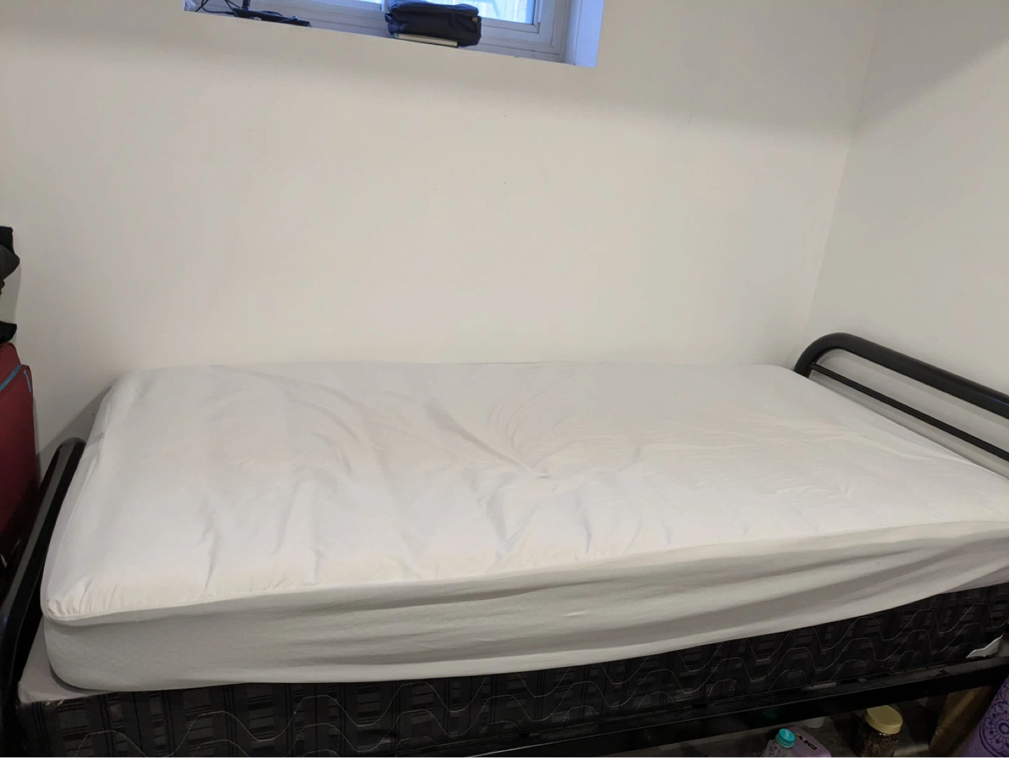 Clean mattress and Strong Metal Bed Frame - Great Deal! - photo 3