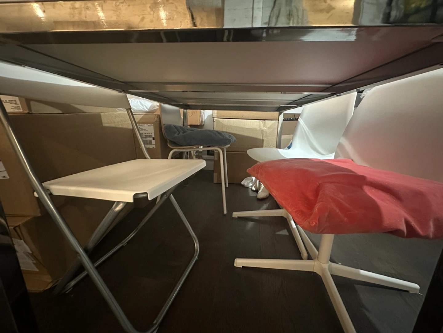 White Dining Table with Metal Frame - photo 3