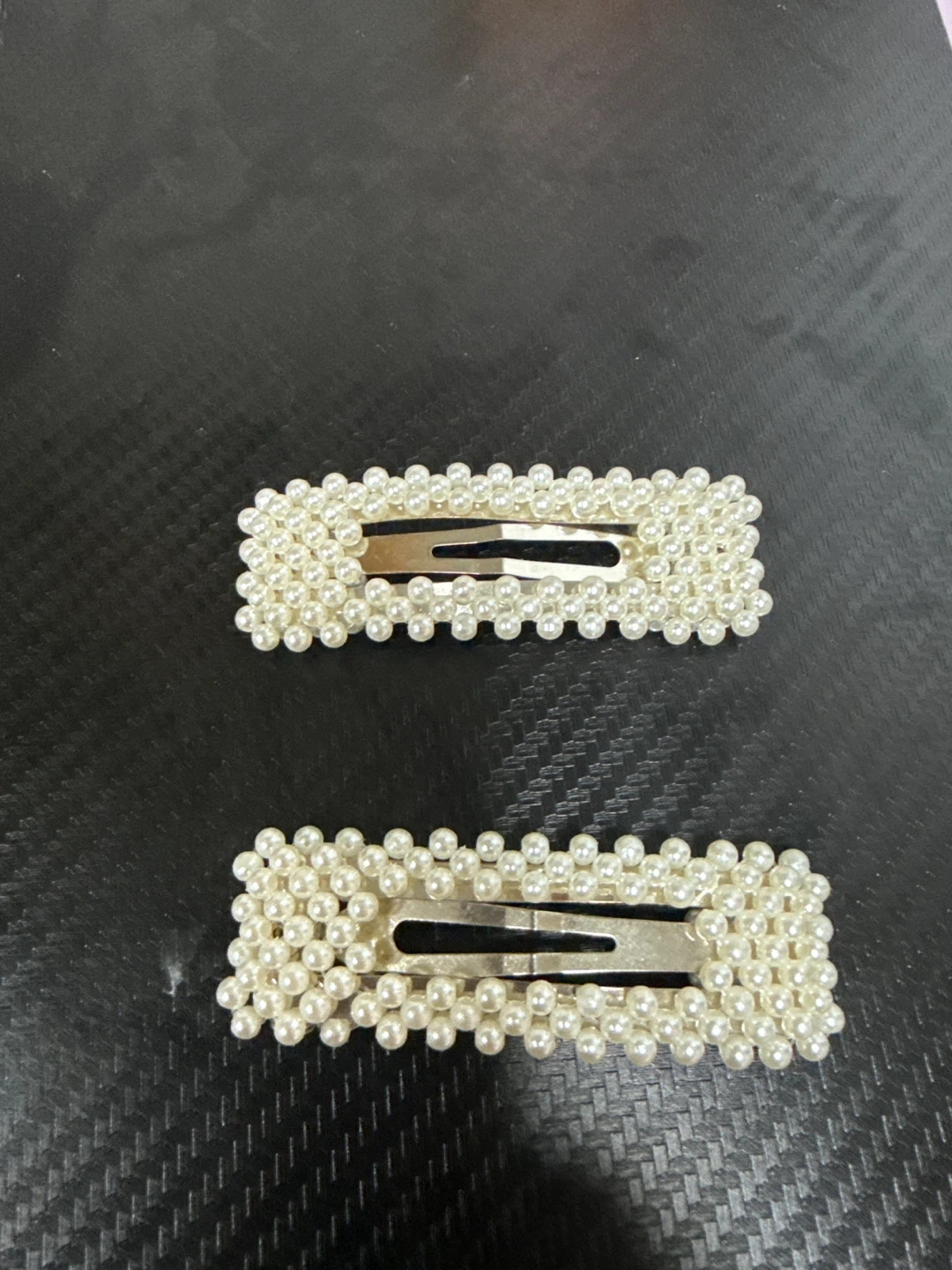 Pearl Hair Clips (Set of 2)