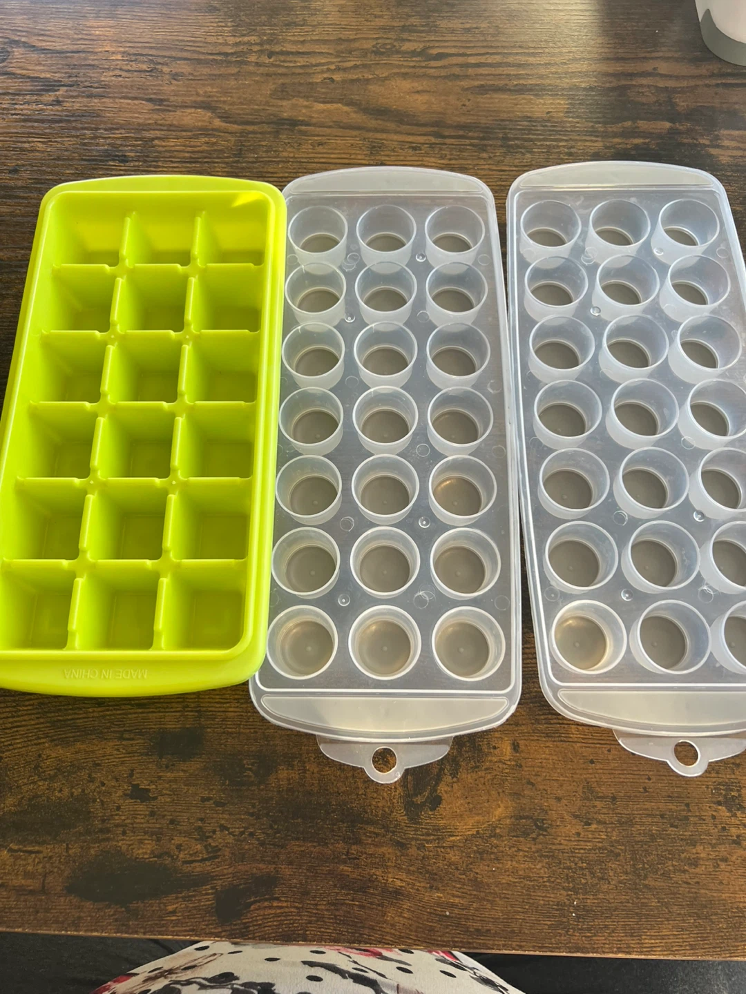 Set of 3 Ice Cube Trays and Mini Molds