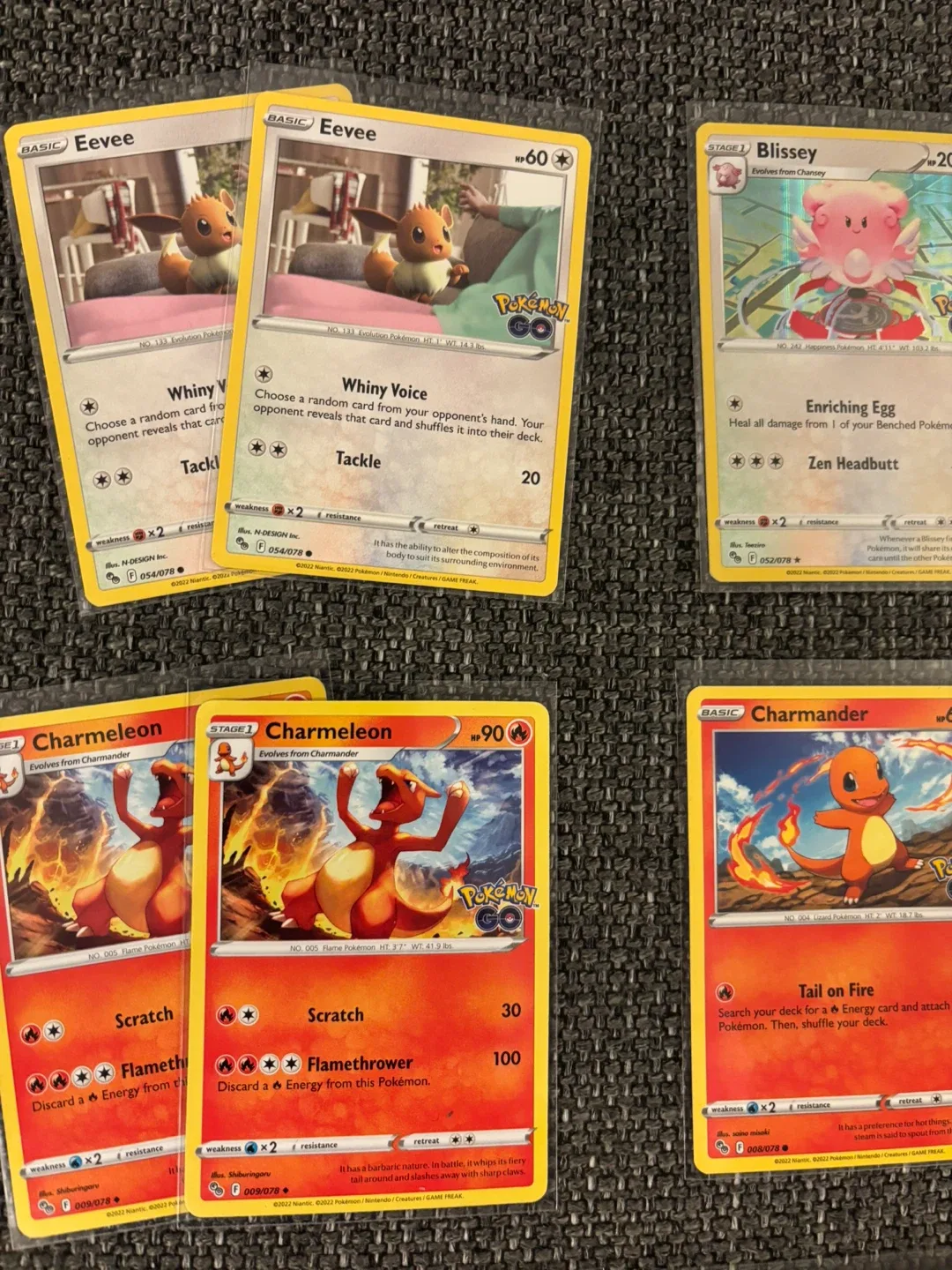 Near Mint POKEMON GO! - photo 2