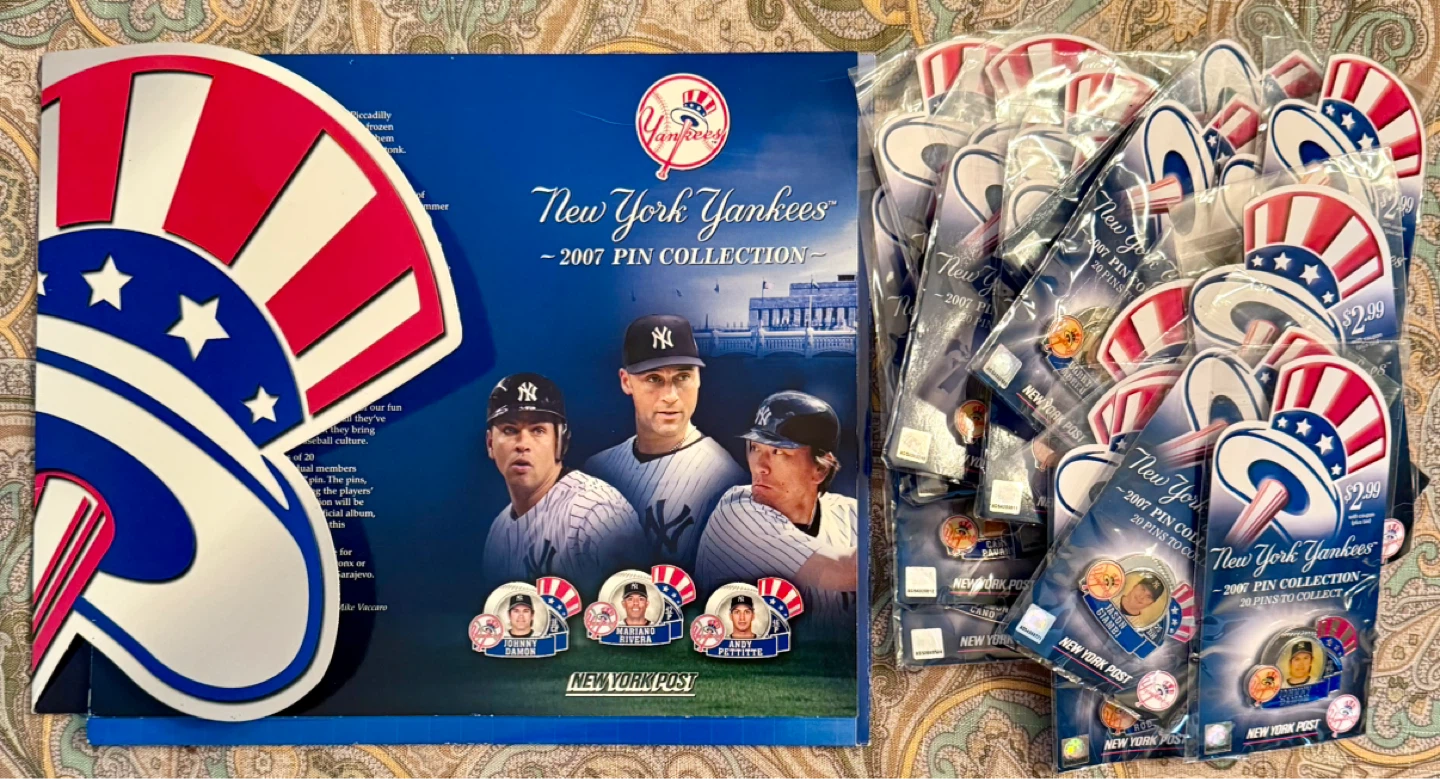 New York Yankees Collection Pins & Medallions