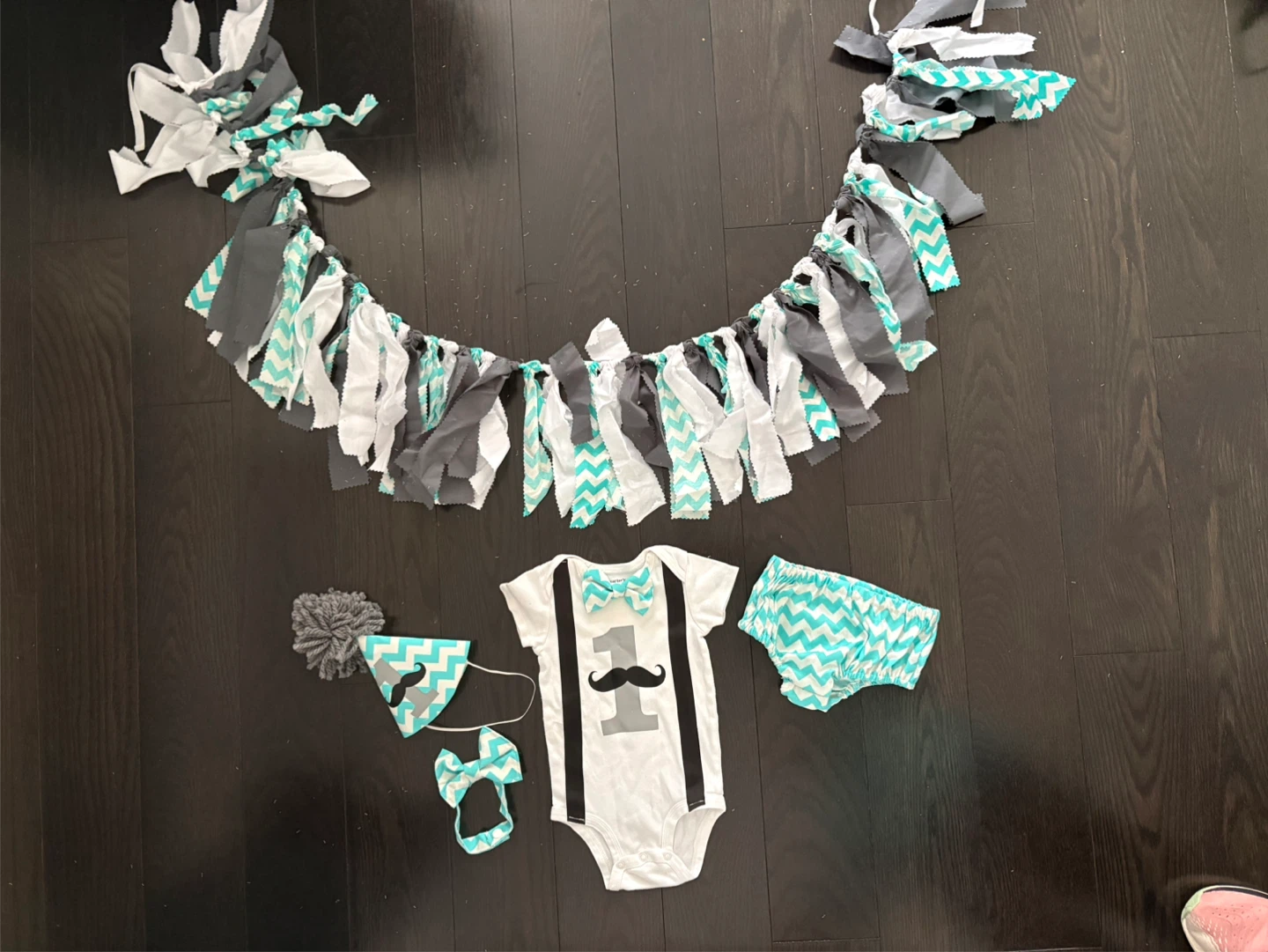 Brand New! Baby Boy 1st Birthday Outfit Set for photo sessions