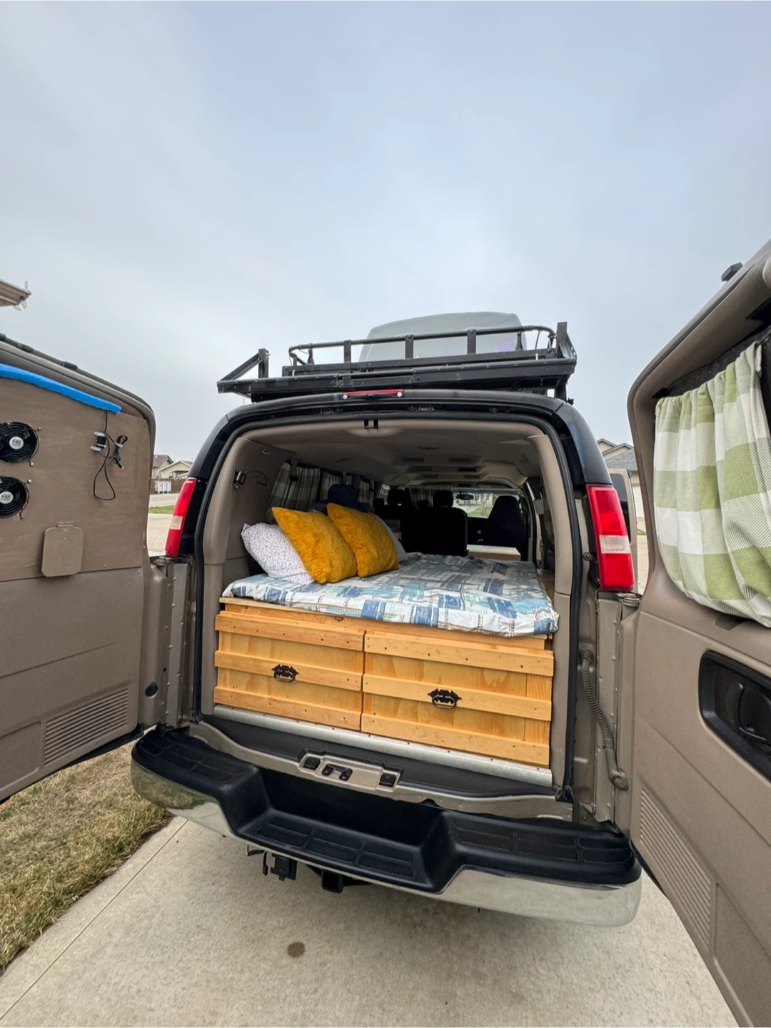 Custom Camper Van Conversion - photo 2
