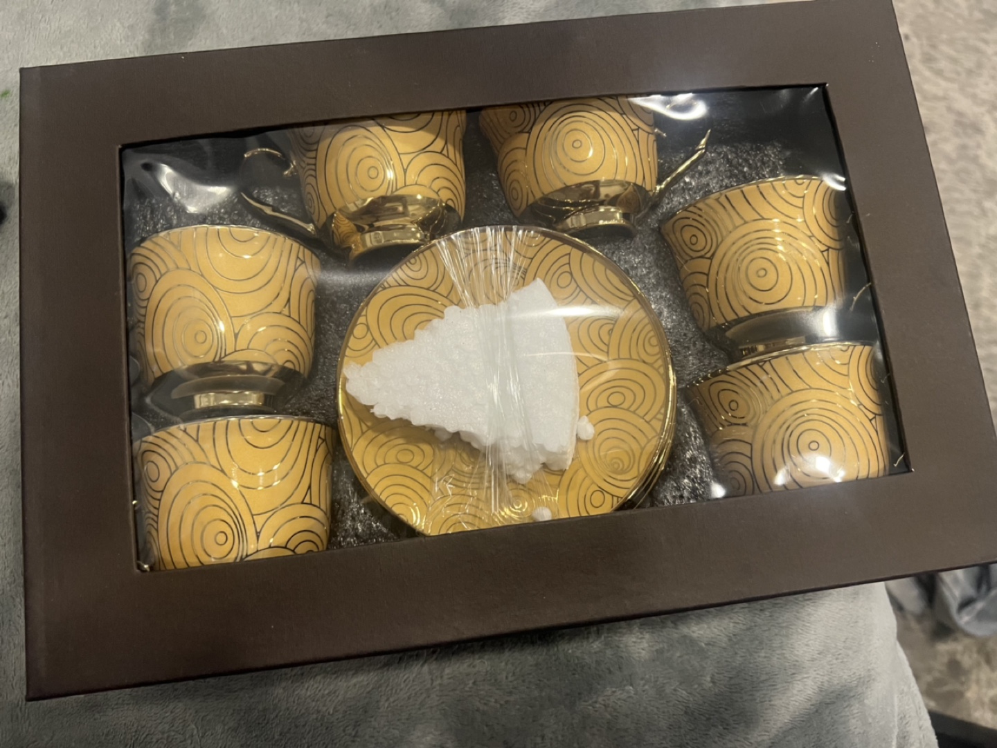 Set of 6 small Yellow Teacups and Saucers - photo 2
