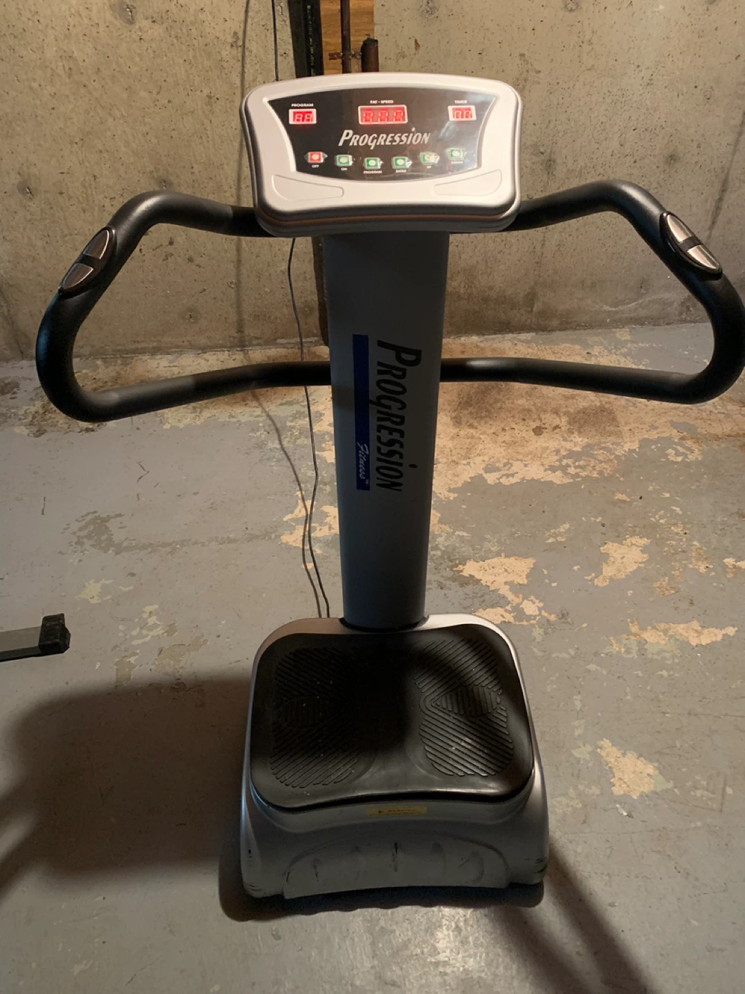 Progression Fitness Vibration Plate Machine - photo 2