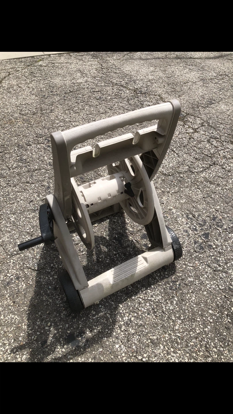 Suncast Garden Hose Reel Cart - photo 2