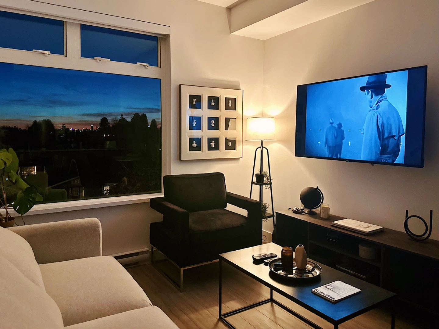 55” RCA 4K UHD TV Incl Swivel Wall Mount & Remote