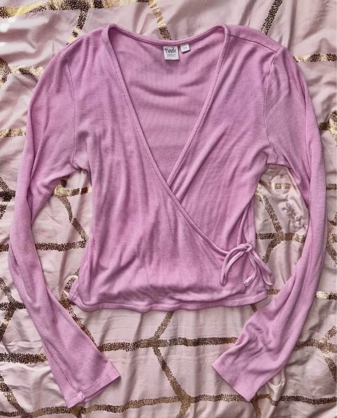 2000s pink wrap top