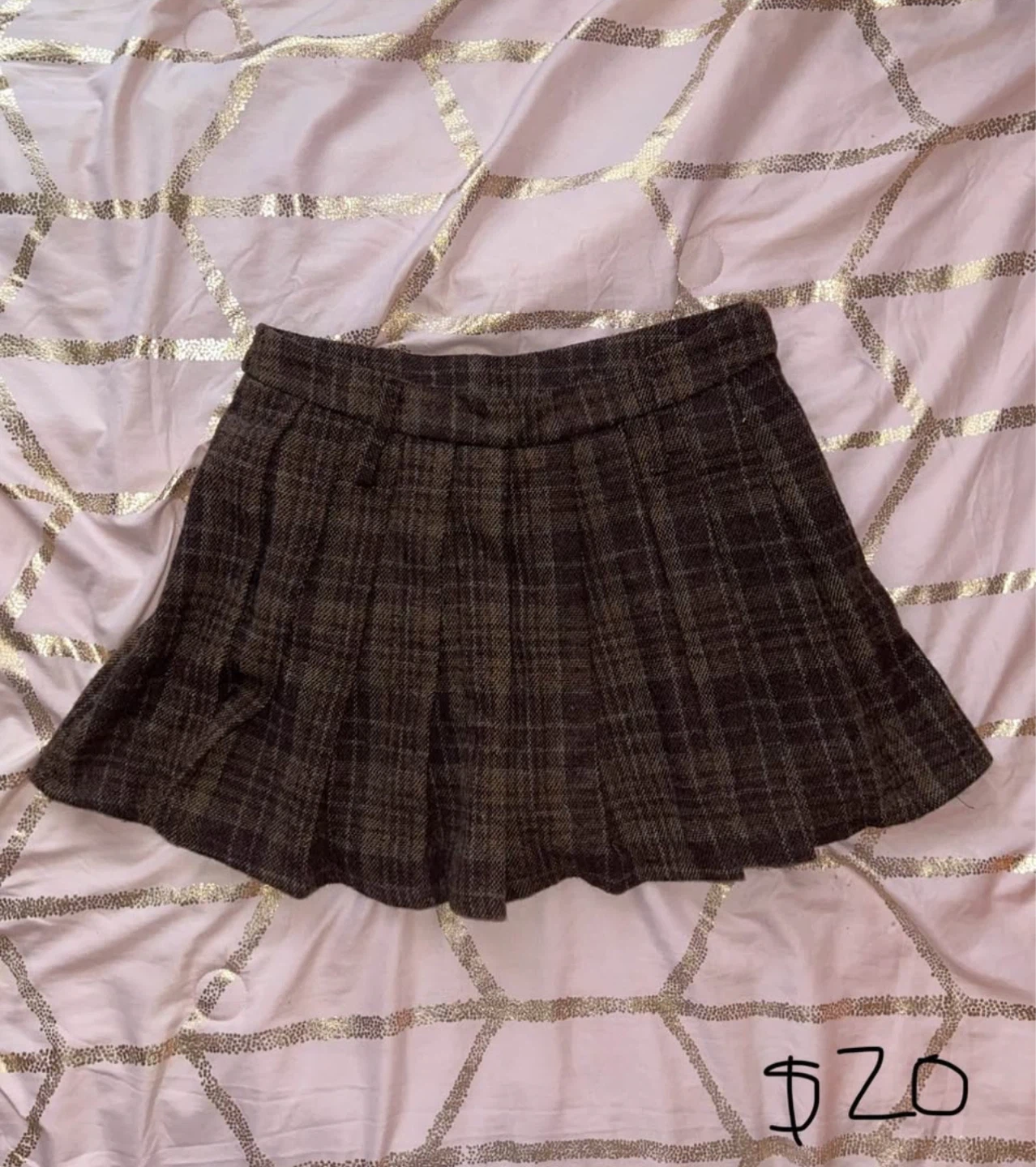 plaid skirt