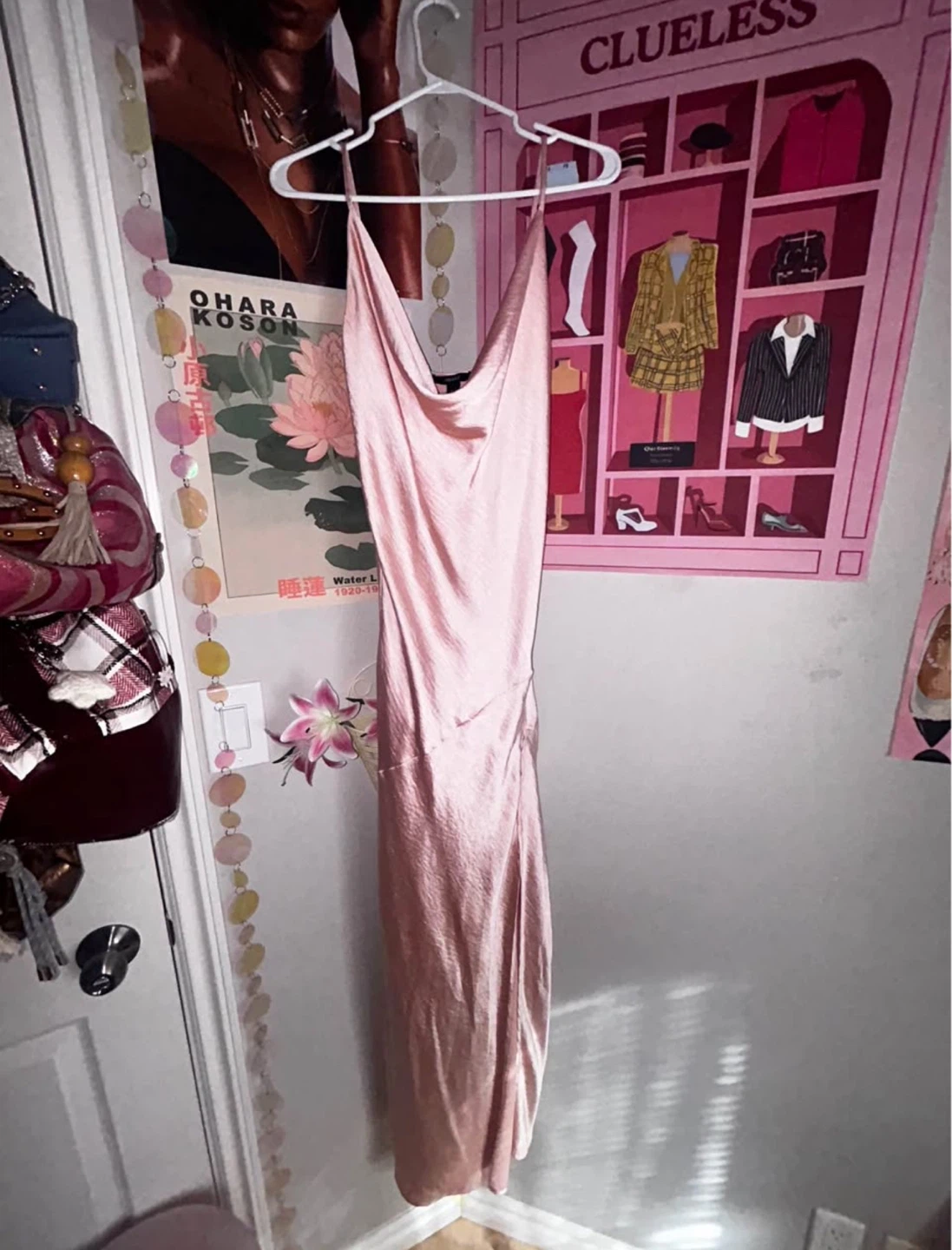 pink dress