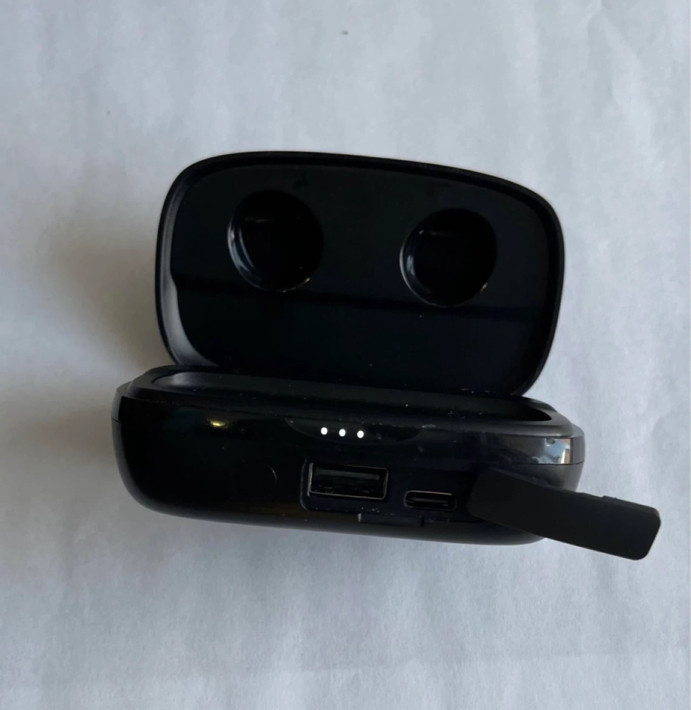 Tribit FlyBuds 3 charging case only - photo 3