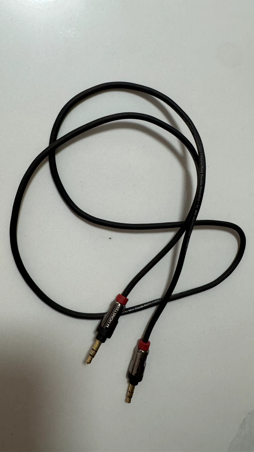 Monster Cable 1 ft. Audio Cable