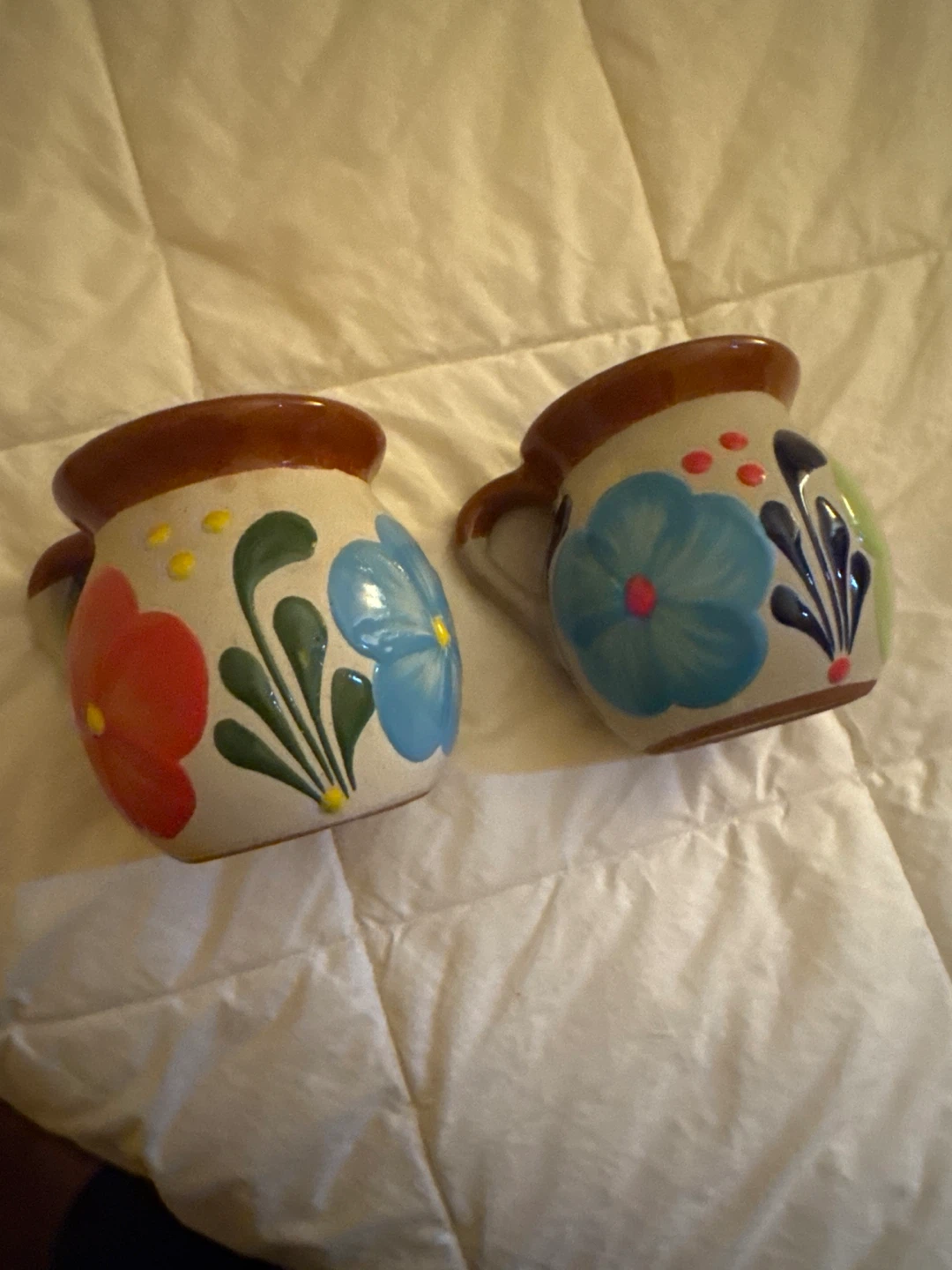 Set of 2 Hand-Painted Ceramic Mugs - photo 4
