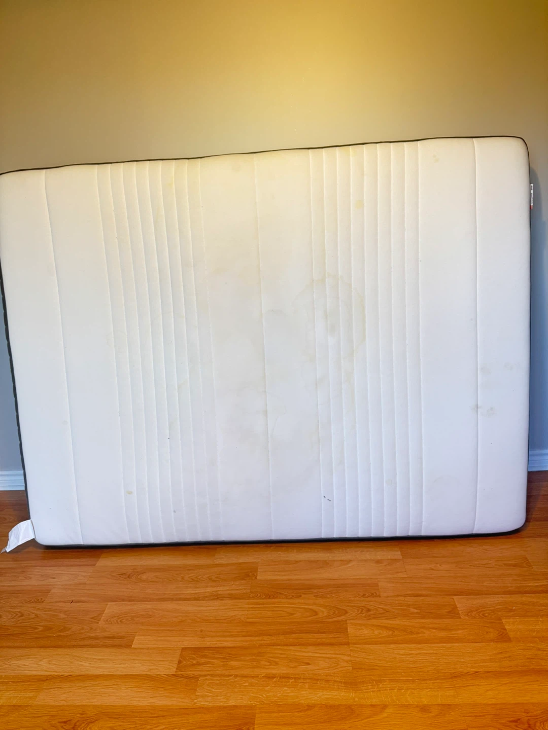 Free Queen Mattress – – Pickup in Etobicoke - photo 3