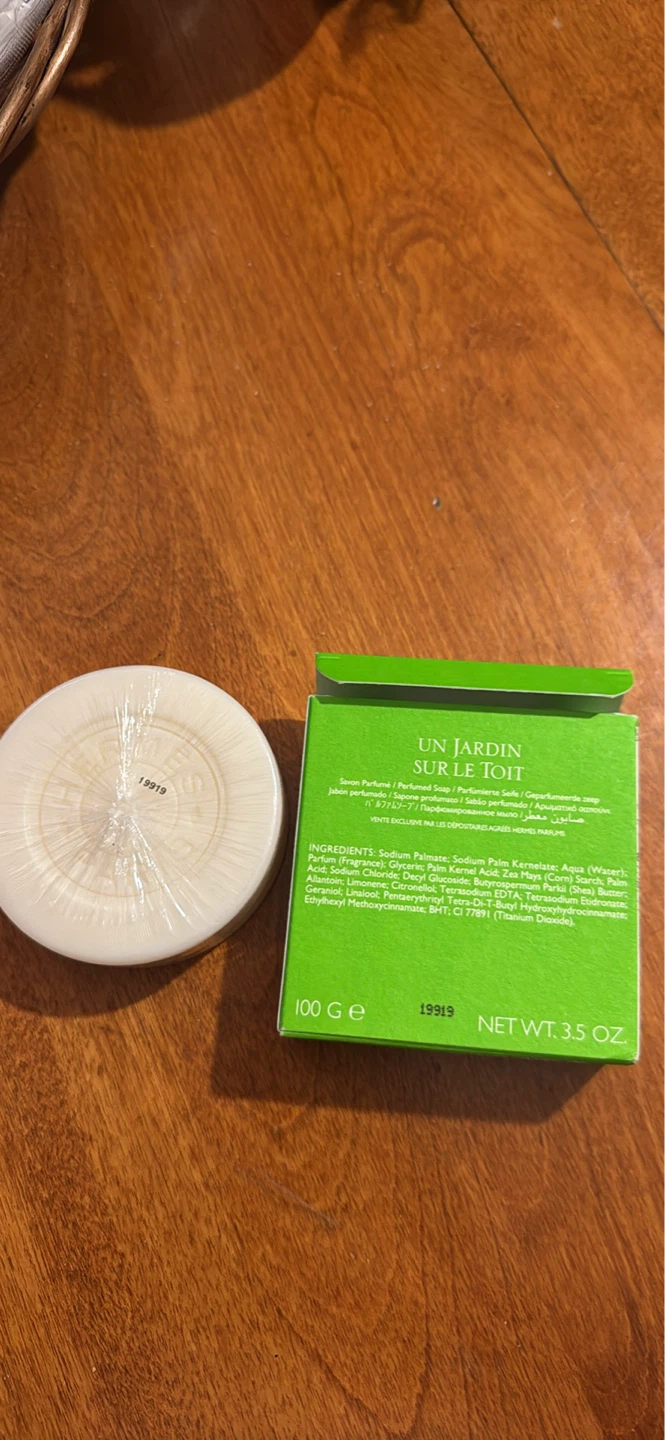 Hermes Un Jardin Perfumed soap
