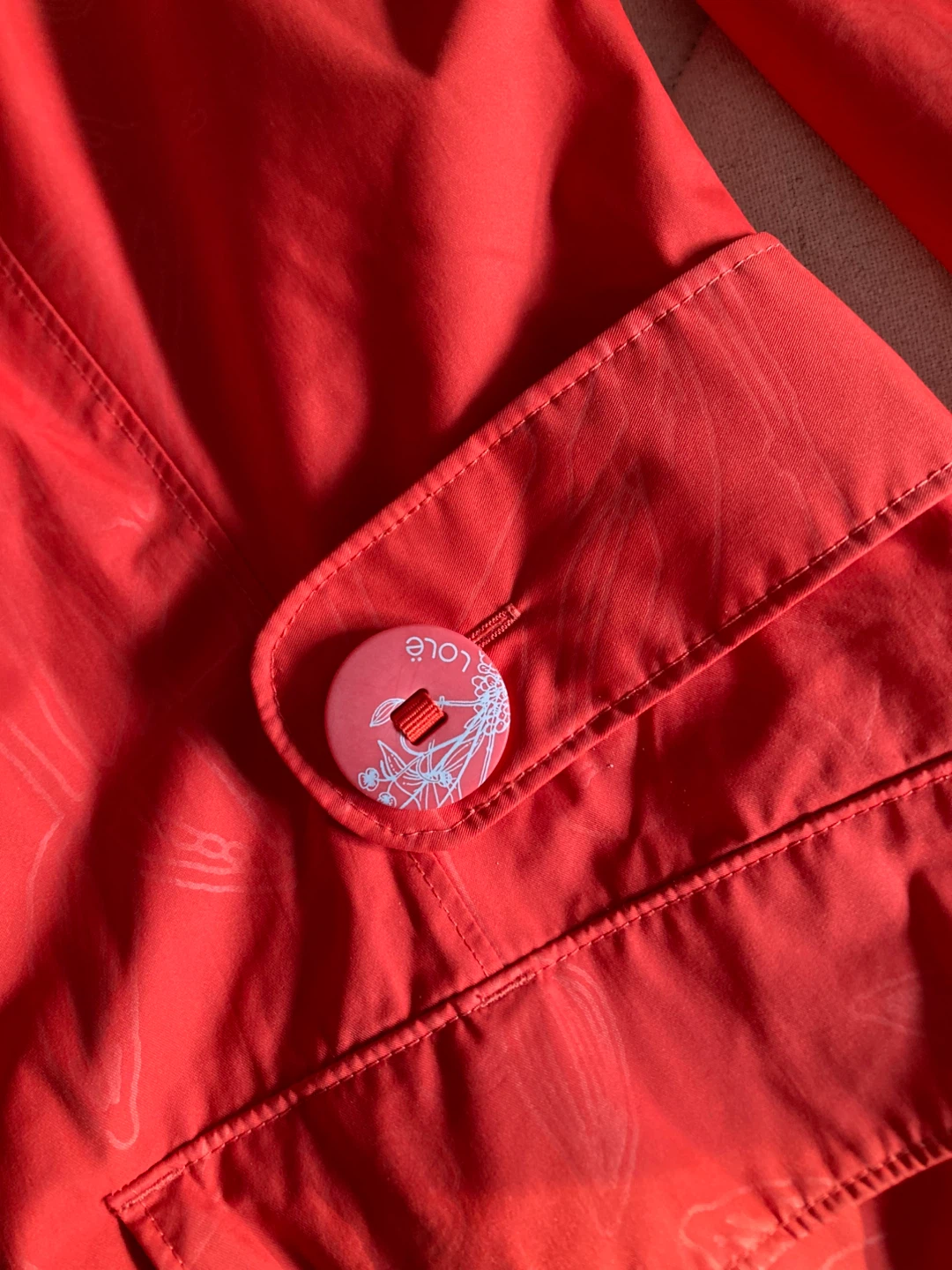 Lole Red Hooded rain jacket  Size M (8-10)