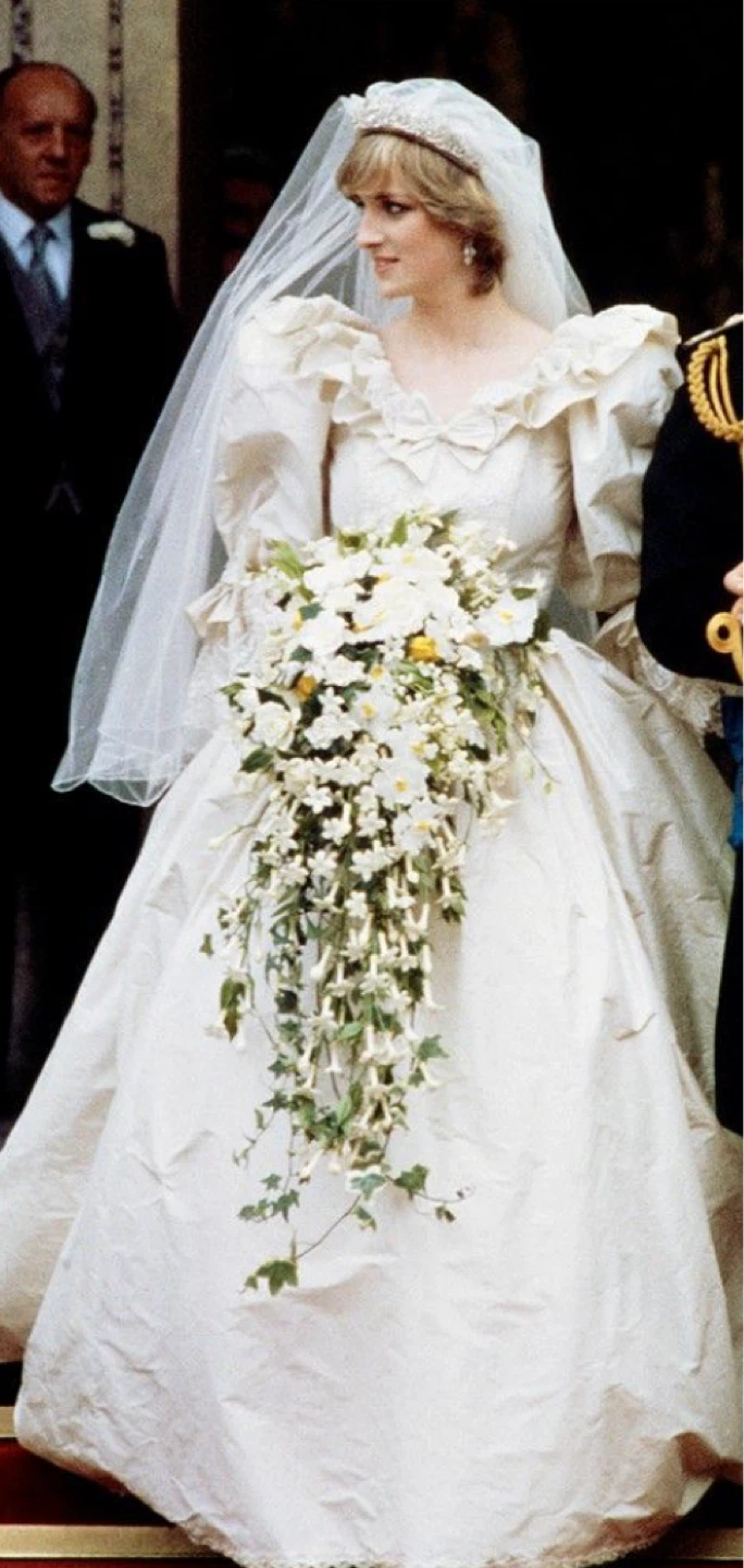 Princess Diana Wedding Doll - photo 3