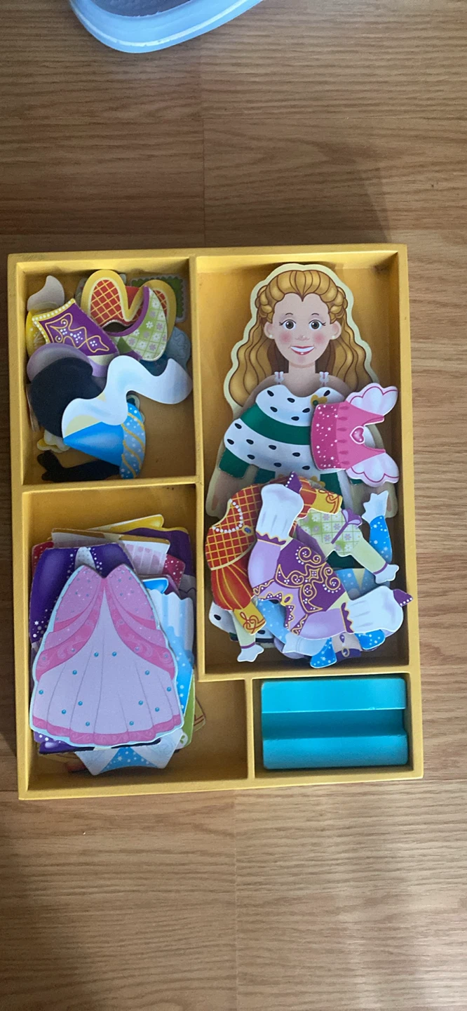 Wooden Magnetic Dress-Up Doll - photo 2