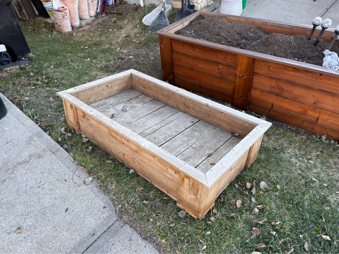 Wooden Raised Garden Bed