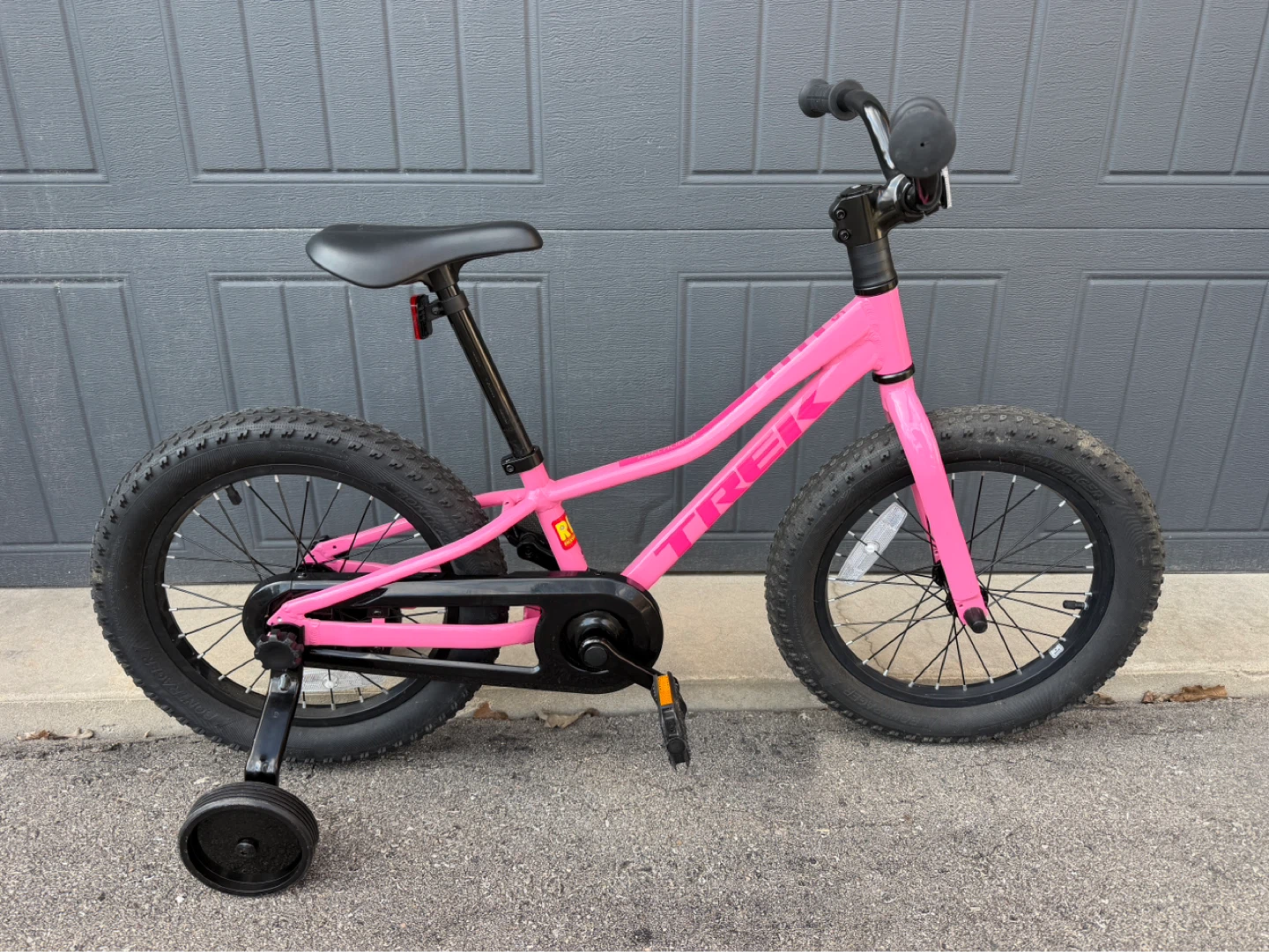 Pink Trek Kids' Bike 16 with Training Wheels