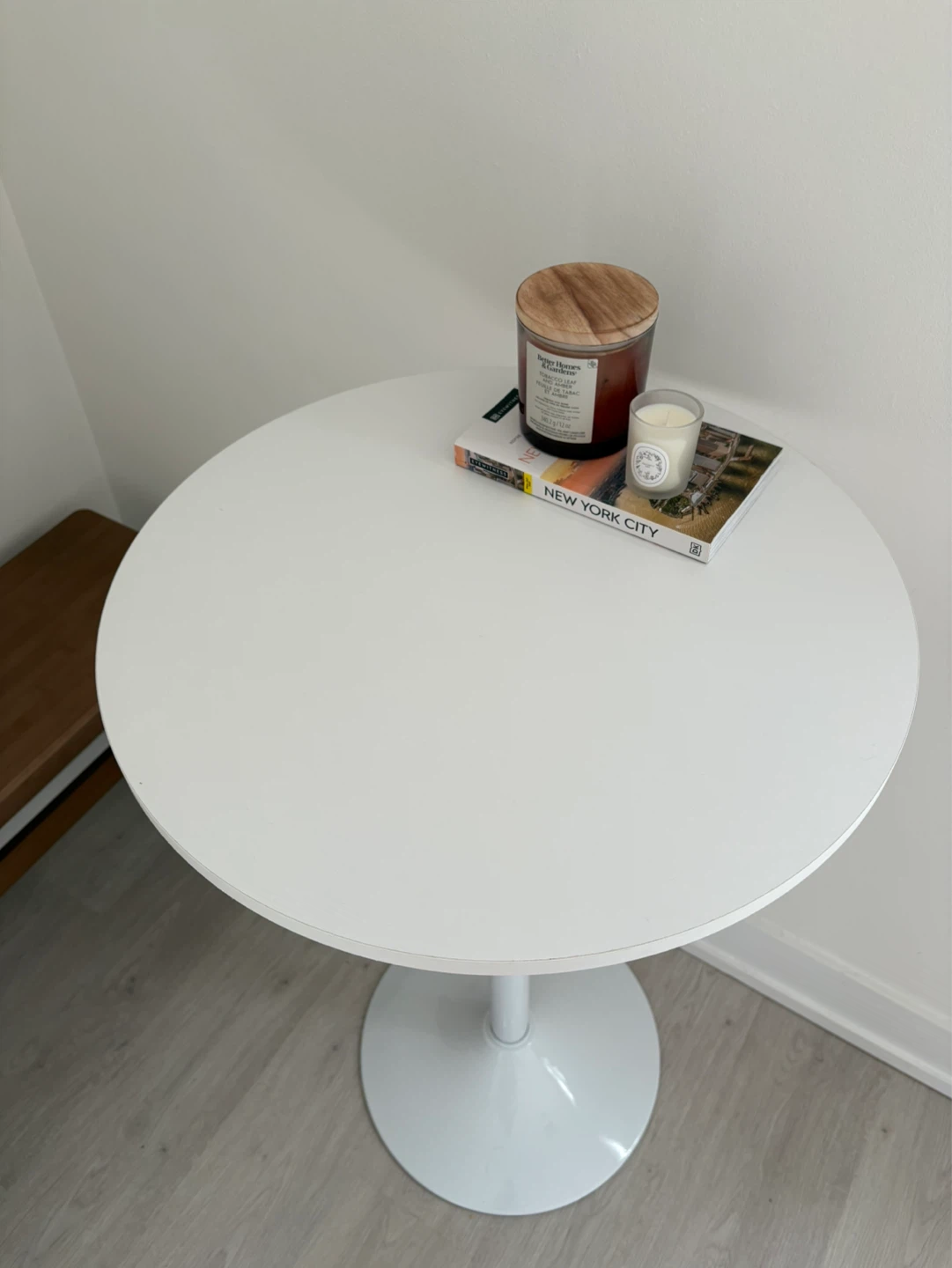White Bar dining table - photo 3