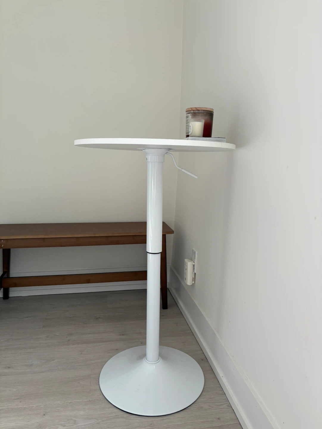 White Bar dining table - photo 2