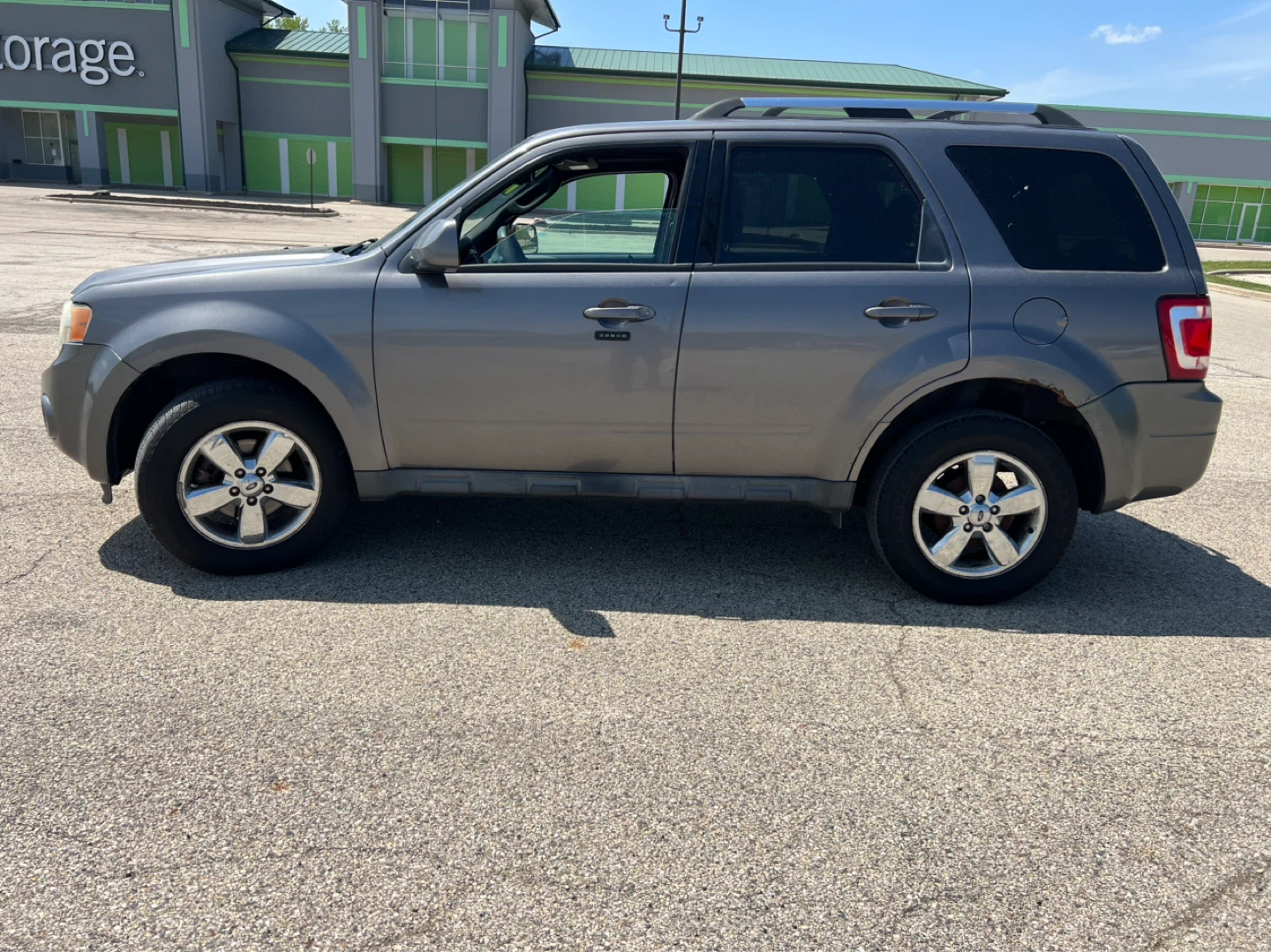2010 ford escape