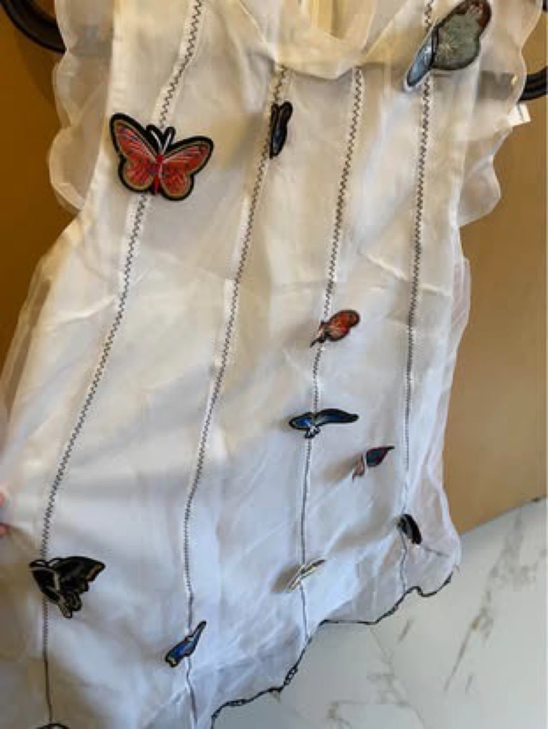 White Dress with Butterfly Appliqués - photo 5